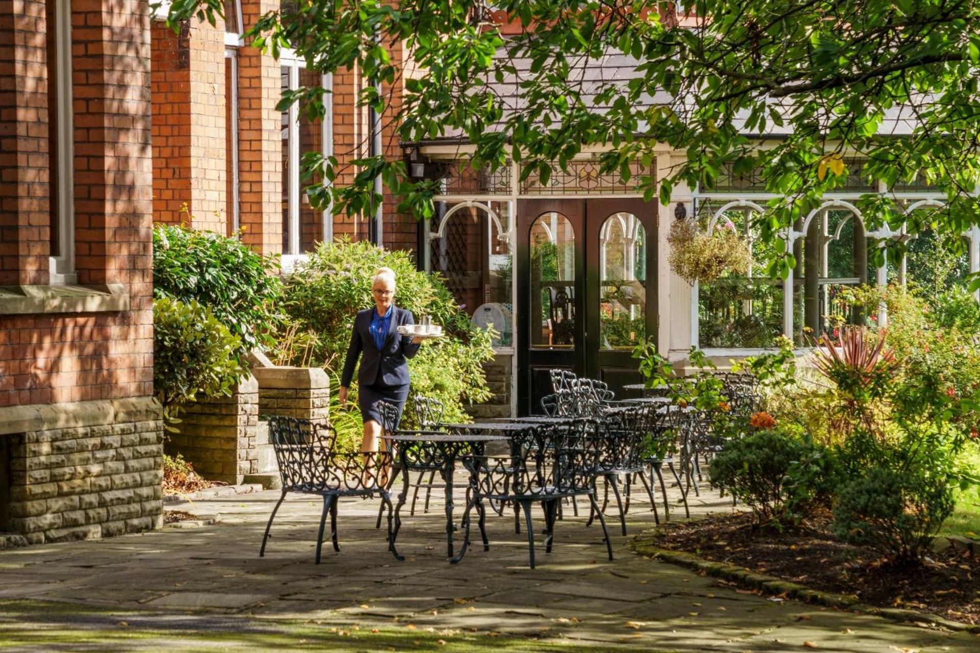 Macdonald Kilhey Court Hotel Wigan Exterior foto
